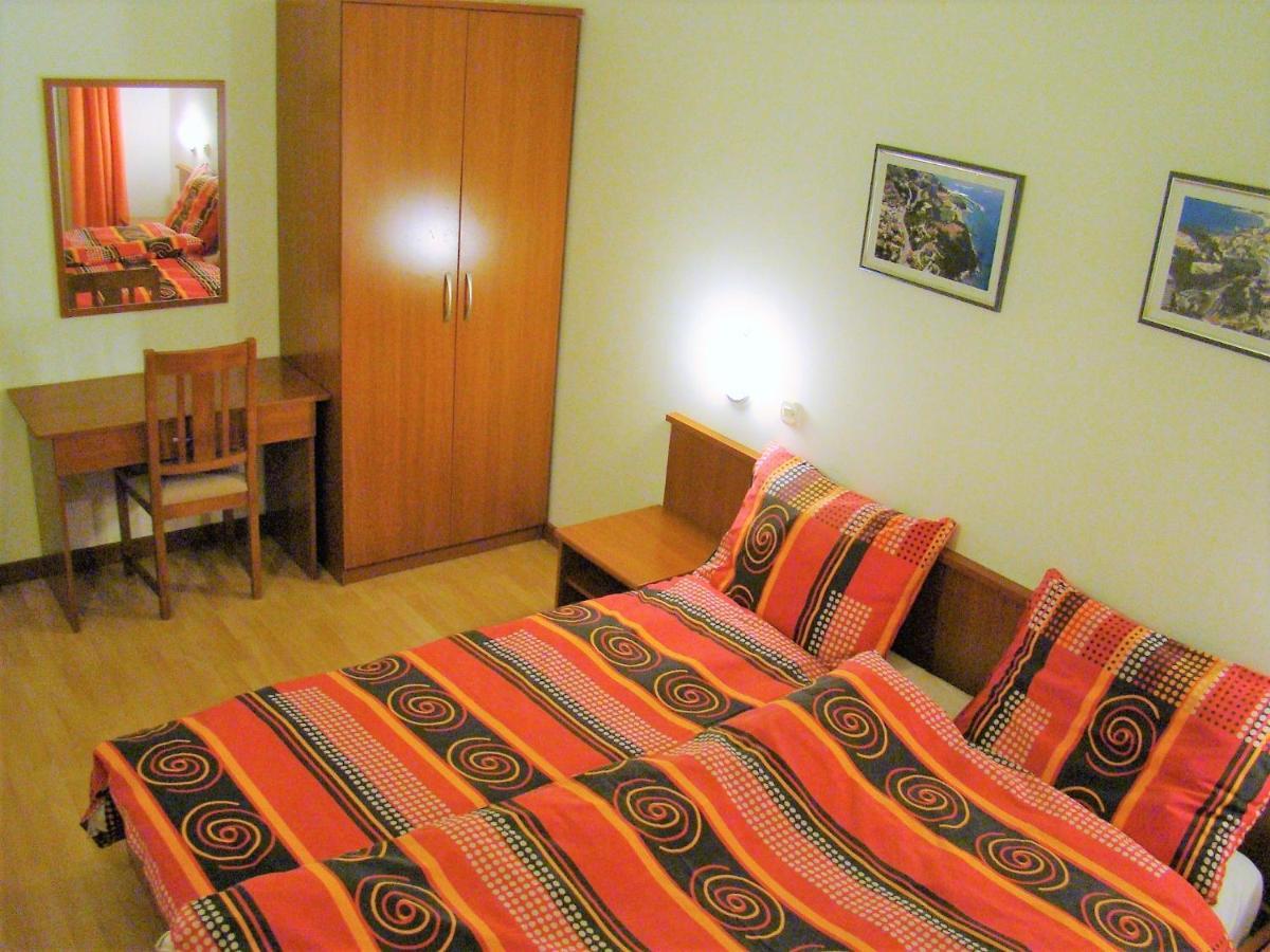 Apartments Lavica Подстрана Экстерьер фото