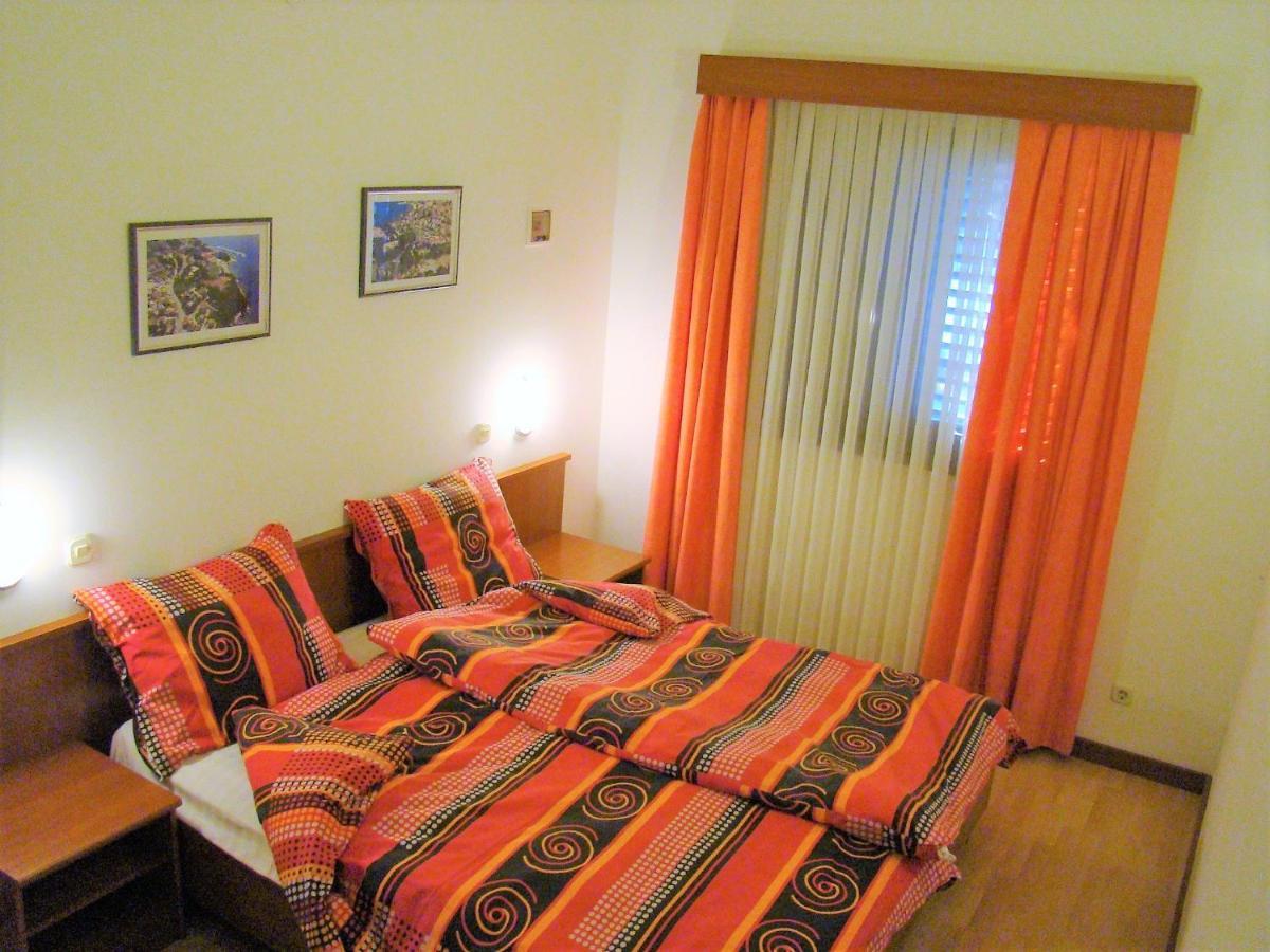 Apartments Lavica Подстрана Экстерьер фото