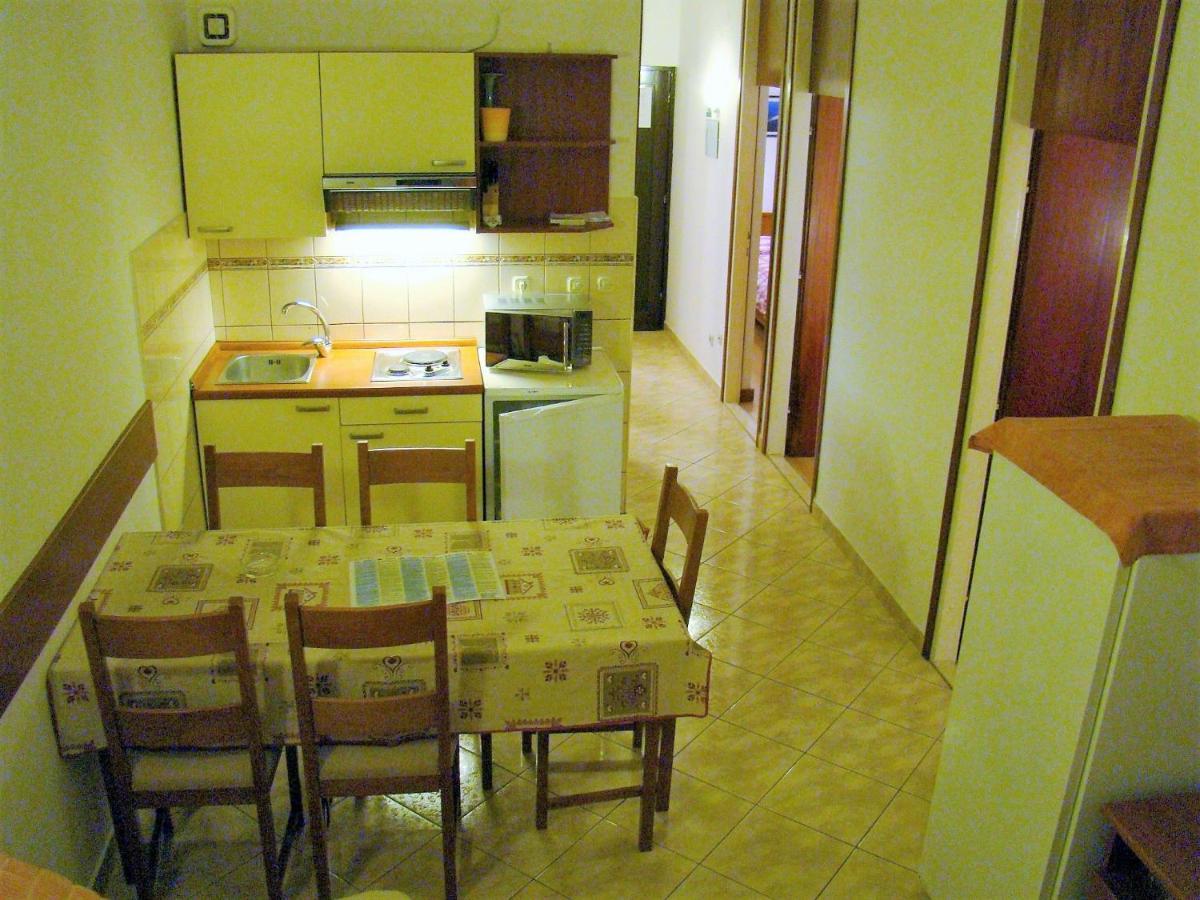 Apartments Lavica Подстрана Экстерьер фото