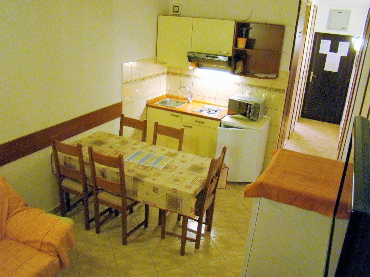 Apartments Lavica Подстрана Экстерьер фото